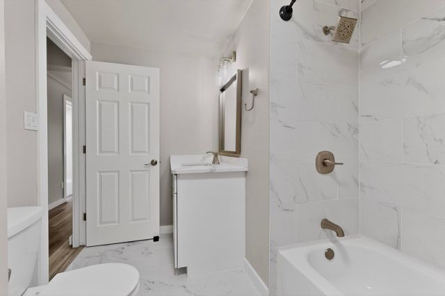 804 Prospect Avenue NW, Albuquerque, NM 87102