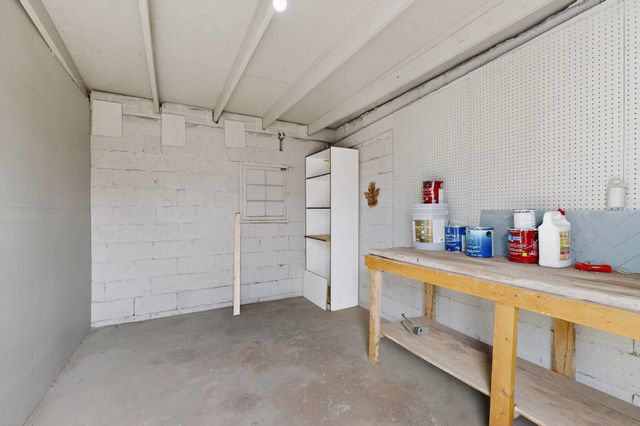 804 Prospect Avenue NW, Albuquerque, NM 87102