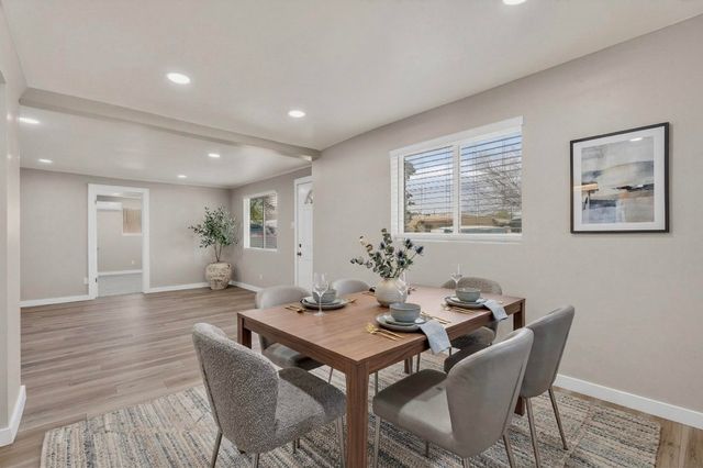 804 Prospect Avenue NW, Albuquerque, NM 87102