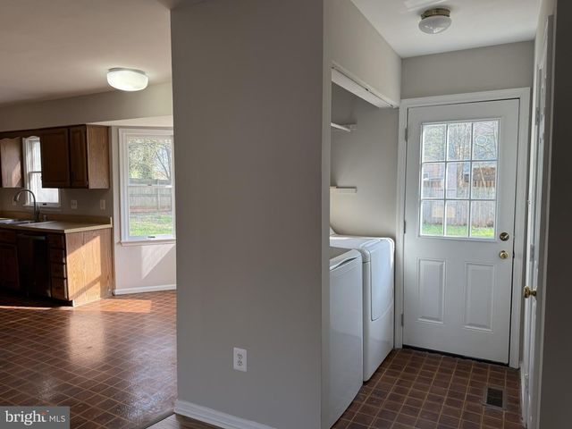 8659 BANNERWOOD DR, Manassas, VA 20109