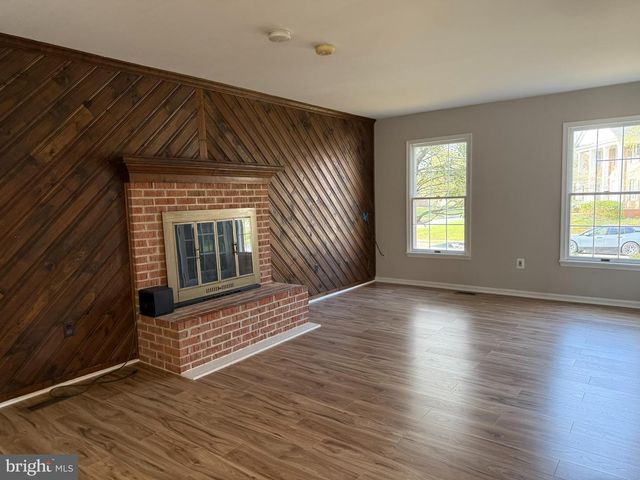 8659 BANNERWOOD DR, Manassas, VA 20109