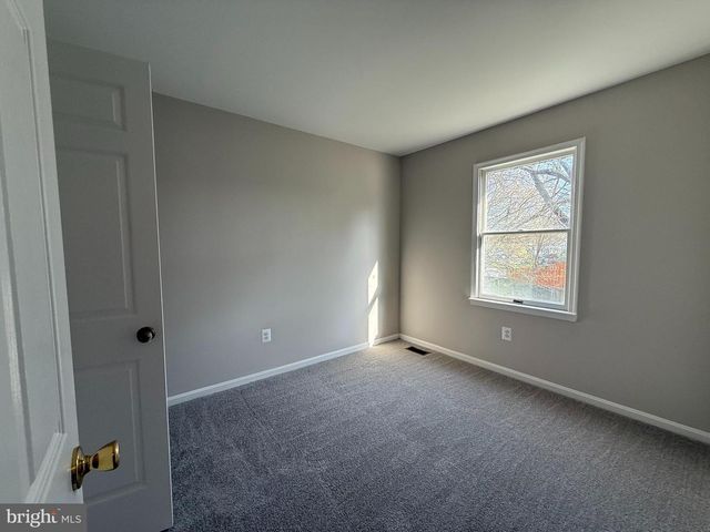 8659 BANNERWOOD DR, Manassas, VA 20109