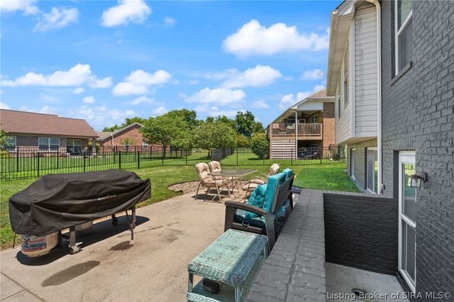 5503 Covington Drive, Charlestown, IN 47111