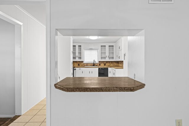 1909 Mary Jane Dr, Longview, TX 75601