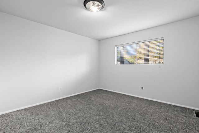 1909 Mary Jane Dr, Longview, TX 75601