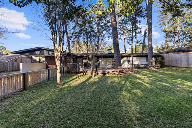 1909 Mary Jane Dr, Longview, TX 75601