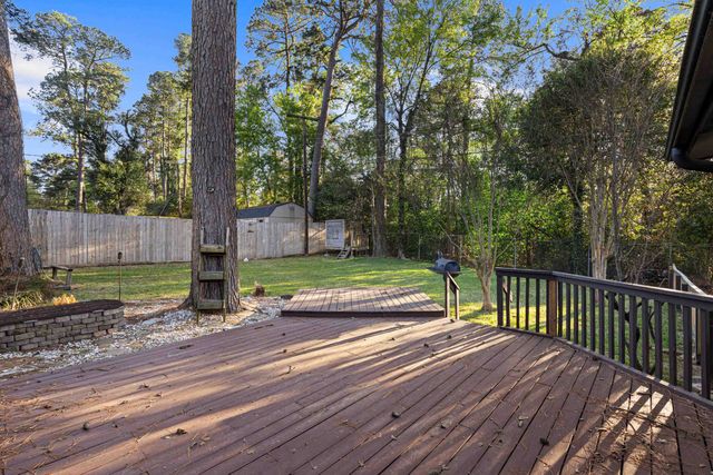 1909 Mary Jane Dr, Longview, TX 75601