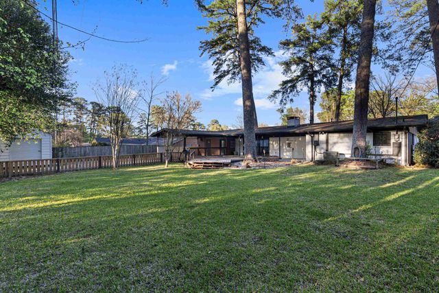 1909 Mary Jane Dr, Longview, TX 75601