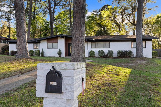 1909 Mary Jane Dr, Longview, TX 75601