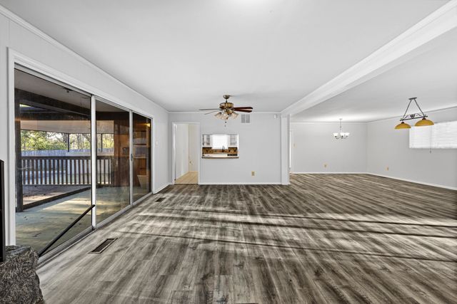 1909 Mary Jane Dr, Longview, TX 75601