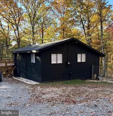 327 CROWFOOT LN, Gerrardstown, WV 25420