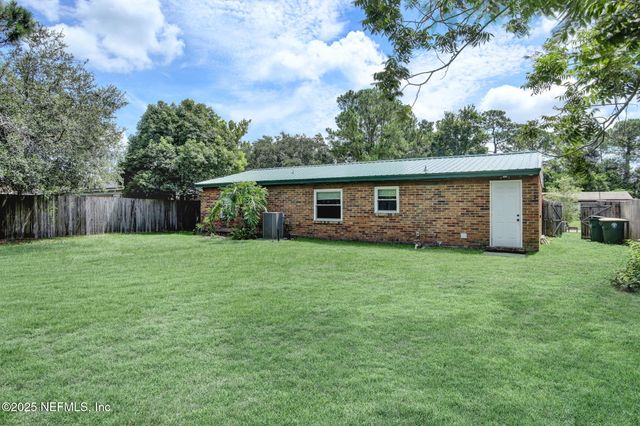 2214 LUANA Drive, Jacksonville, FL 32246