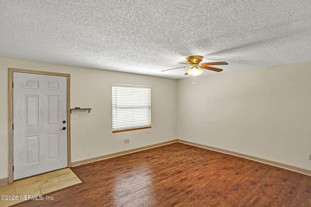 2214 LUANA Drive, Jacksonville, FL 32246