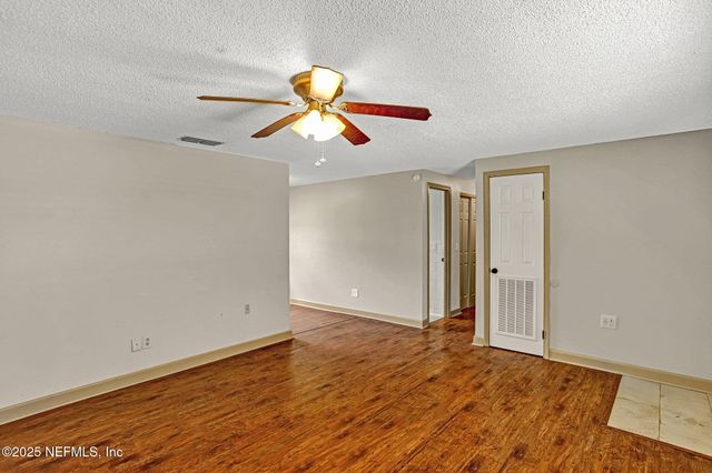 2214 LUANA Drive, Jacksonville, FL 32246