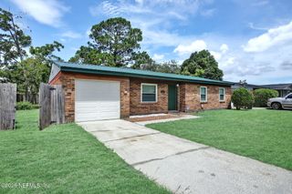2214 LUANA Drive, Jacksonville, FL 32246