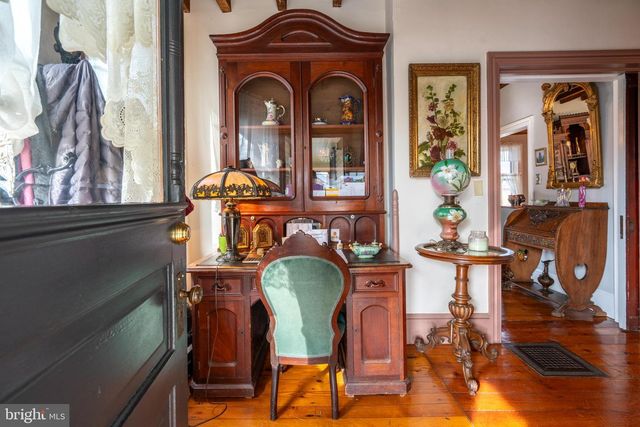 975 GRAVEL PIKE, Palm, PA 18070