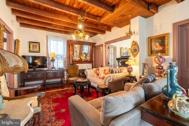 975 GRAVEL PIKE, Palm, PA 18070