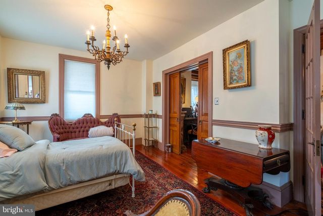 975 GRAVEL PIKE, Palm, PA 18070