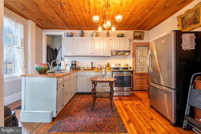 975 GRAVEL PIKE, Palm, PA 18070