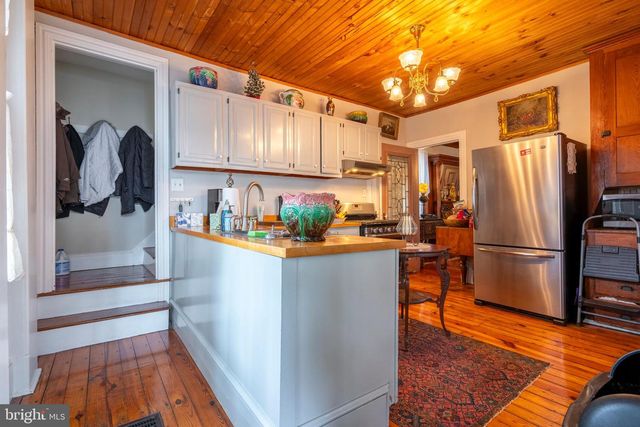 975 GRAVEL PIKE, Palm, PA 18070