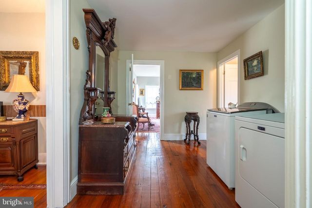 975 GRAVEL PIKE, Palm, PA 18070