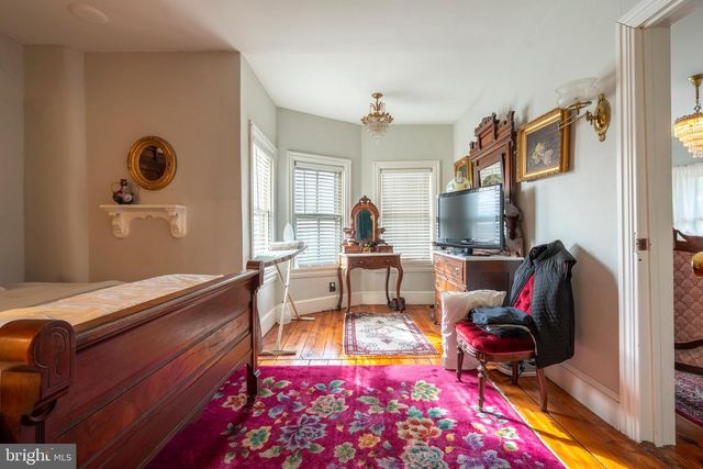 975 GRAVEL PIKE, Palm, PA 18070