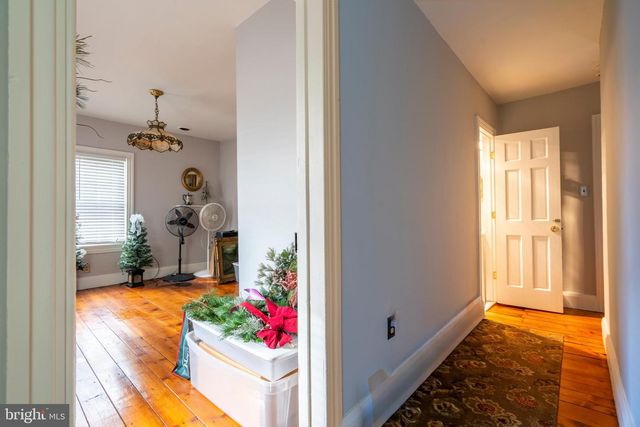 975 GRAVEL PIKE, Palm, PA 18070