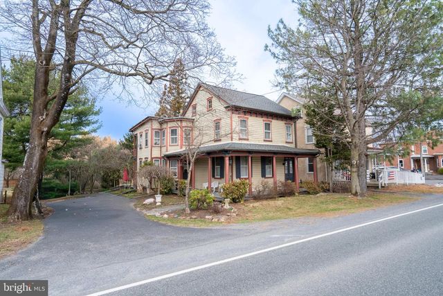 975 GRAVEL PIKE, Palm, PA 18070