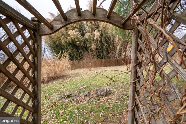 975 GRAVEL PIKE, Palm, PA 18070