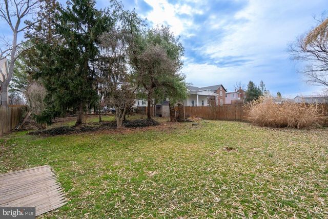 975 GRAVEL PIKE, Palm, PA 18070