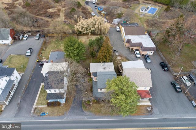 975 GRAVEL PIKE, Palm, PA 18070