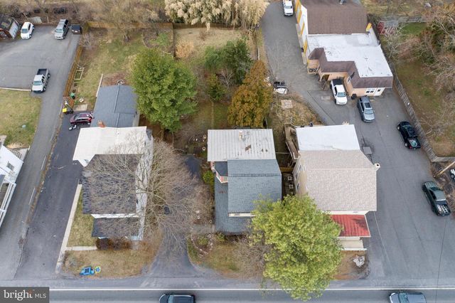 975 GRAVEL PIKE, Palm, PA 18070