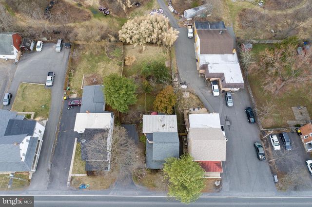 975 GRAVEL PIKE, Palm, PA 18070