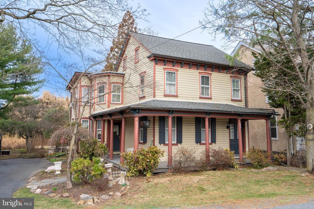 975 GRAVEL PIKE, Palm, PA 18070