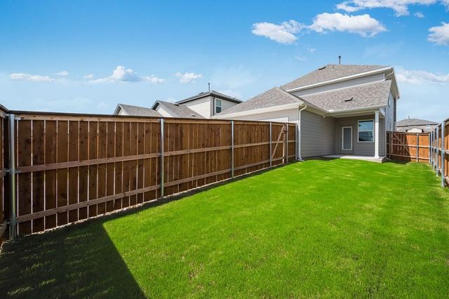 608 Emory Crossing BLVD, Hutto, TX 78634