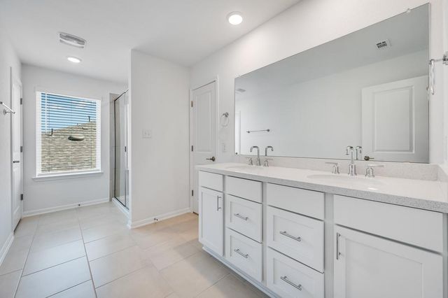 608 Emory Crossing BLVD, Hutto, TX 78634