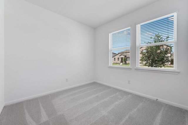 608 Emory Crossing BLVD, Hutto, TX 78634