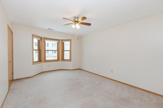 930 Oconomowoc PARKWAY, Oconomowoc, WI 53066