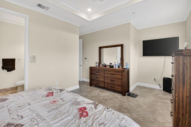 1252 Via De Fossi, Boynton Beach, FL 33426