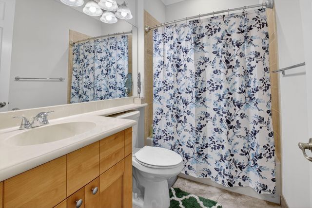 1252 Via De Fossi, Boynton Beach, FL 33426