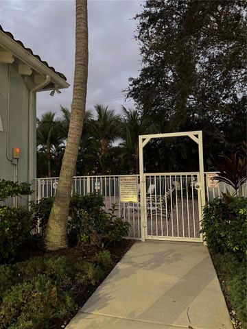 1252 Via De Fossi, Boynton Beach, FL 33426