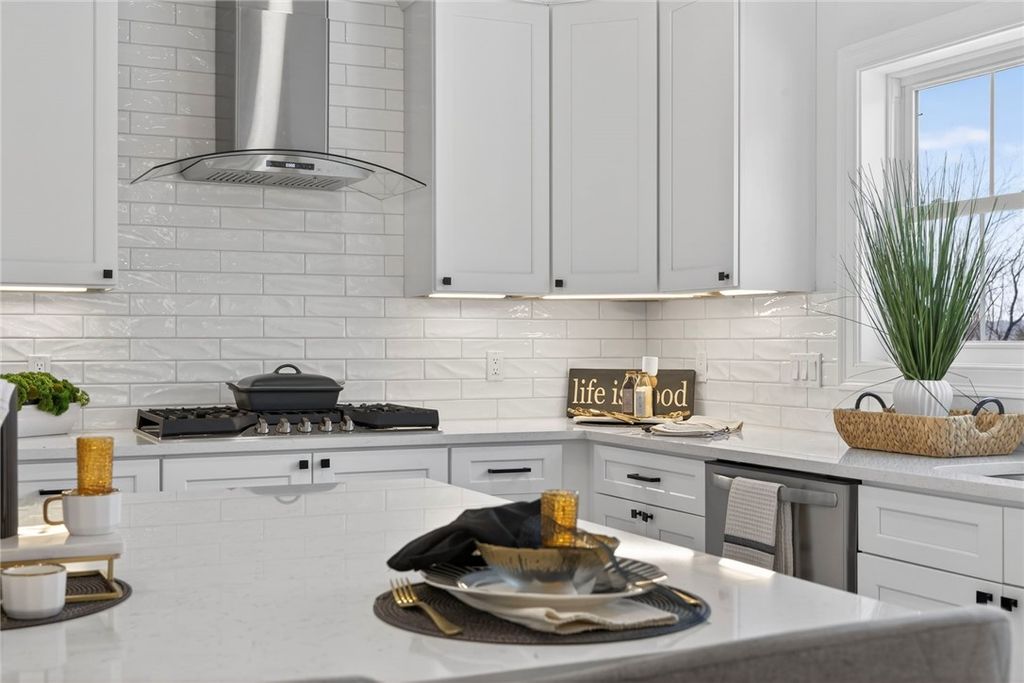 1 Stoneridge Road 1, Smithfield, RI 02917