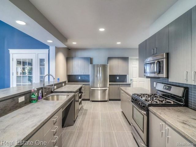 6435 Prince Blvd, Tyrone Township, MI 48430