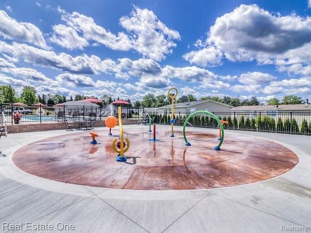 6435 Prince Blvd, Tyrone Township, MI 48430