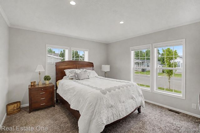 6435 Prince Blvd, Tyrone Township, MI 48430