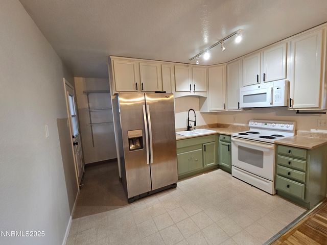 3265 Downey Avenue, Reno, NV 89503