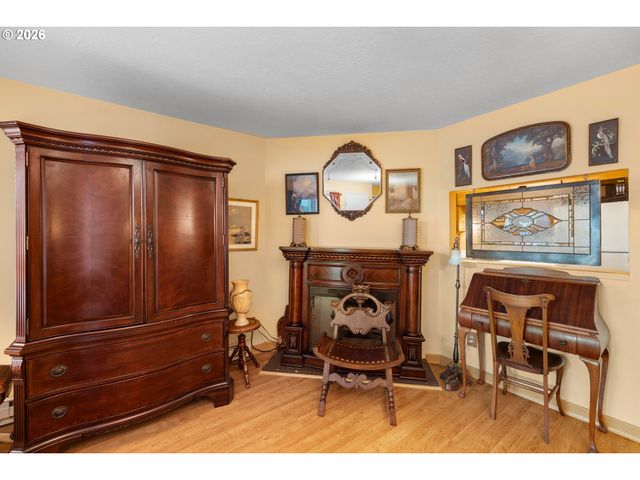 15938 QUARRY Rd B-3, Lake Oswego, OR 97035