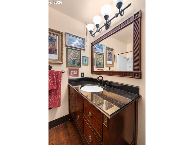 15938 QUARRY Rd B-3, Lake Oswego, OR 97035