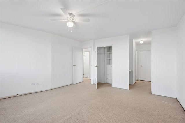 20 N Tower Road 6A, Oak Brook, IL 60523