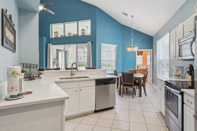 2648 DAULBY STREET, Kissimmee, FL 34747